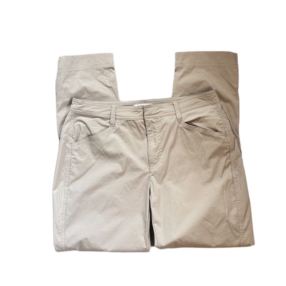 Orvis Tan - Picture 2 of 6